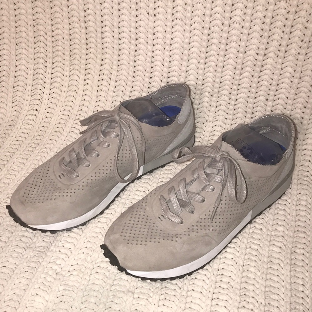 Greats Sneakers Gray Good condition Size 10 Men’s